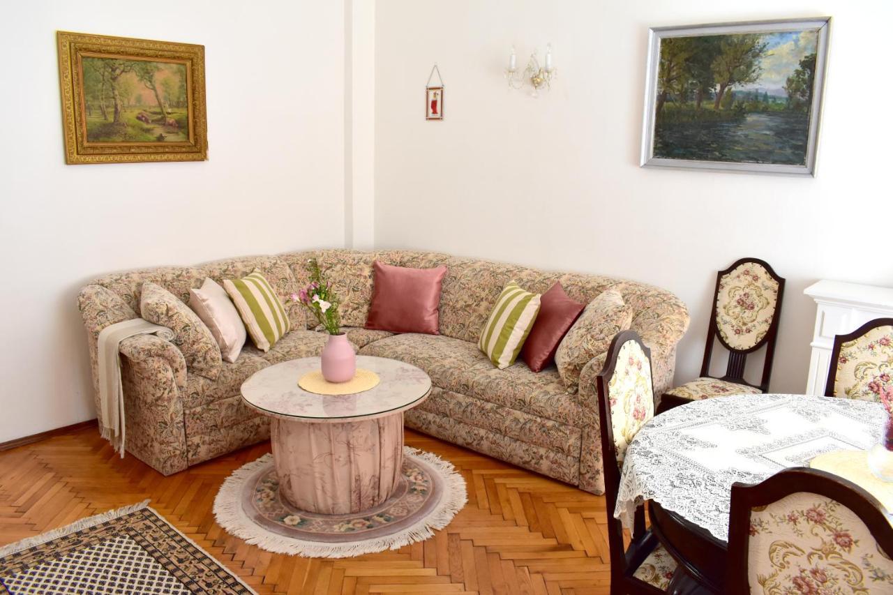 Apartamento Old Town Konviktska - Bohemian