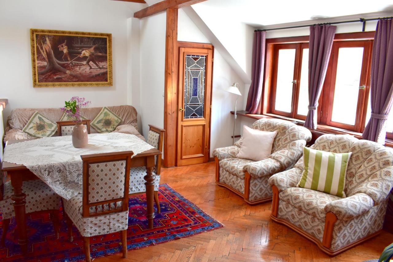 Old Town Konviktska - Bohemian Apartamento