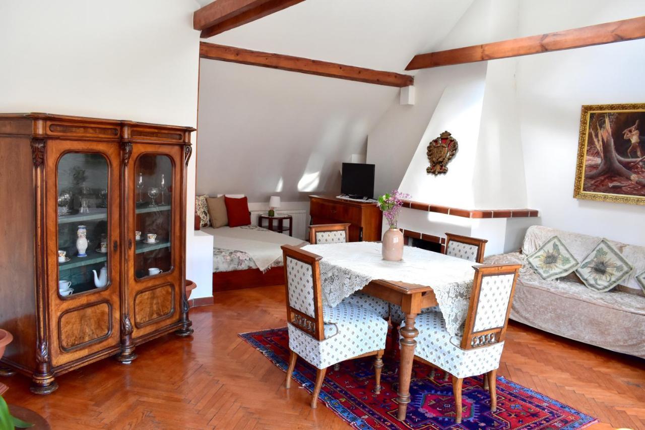 Apartamento Old Town Konviktska - Bohemian