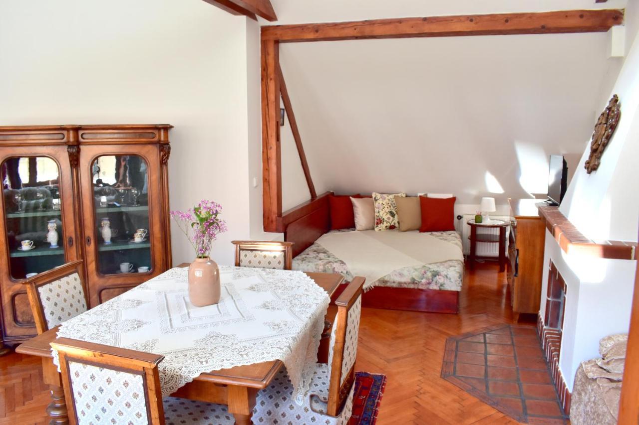 Old Town Konviktska - Bohemian Apartamento Praga
